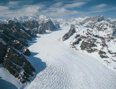 Glaciar alpino del monte McKinley (Alaska)