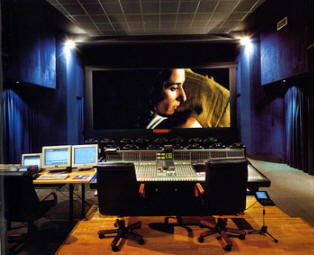 Cinearte. Sala de mezclas Dolby Digital-Ex, SDDS, DTS.