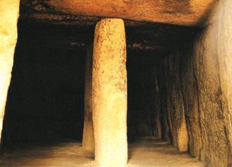 Cueva de la Menga, en Antequera (Málaga - España)