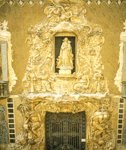 Palacio del Marqués de Dos Aguas, en Valencia, una de las pocas muestras de arte Rococó aplicada a la fachada de un edificio