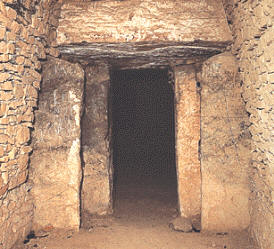 Sepulcro de la Cueva del Romeral (Málaga - España)