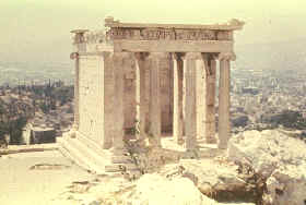 Templo de Niké, en la Acrópolis de Atenas (ciudad antigua)