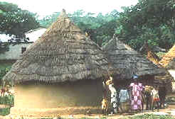 Típica vivienda de adobe de Guinea